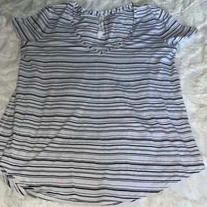 Lululemon stripped love v-neck crew shirt